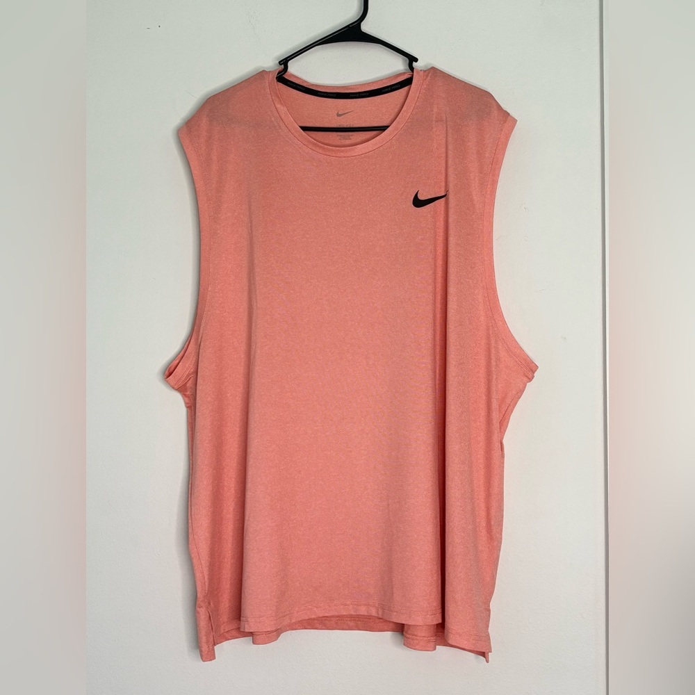 Nike *NWT salmon colored sleeveless Dri fit top sz XXL tank top